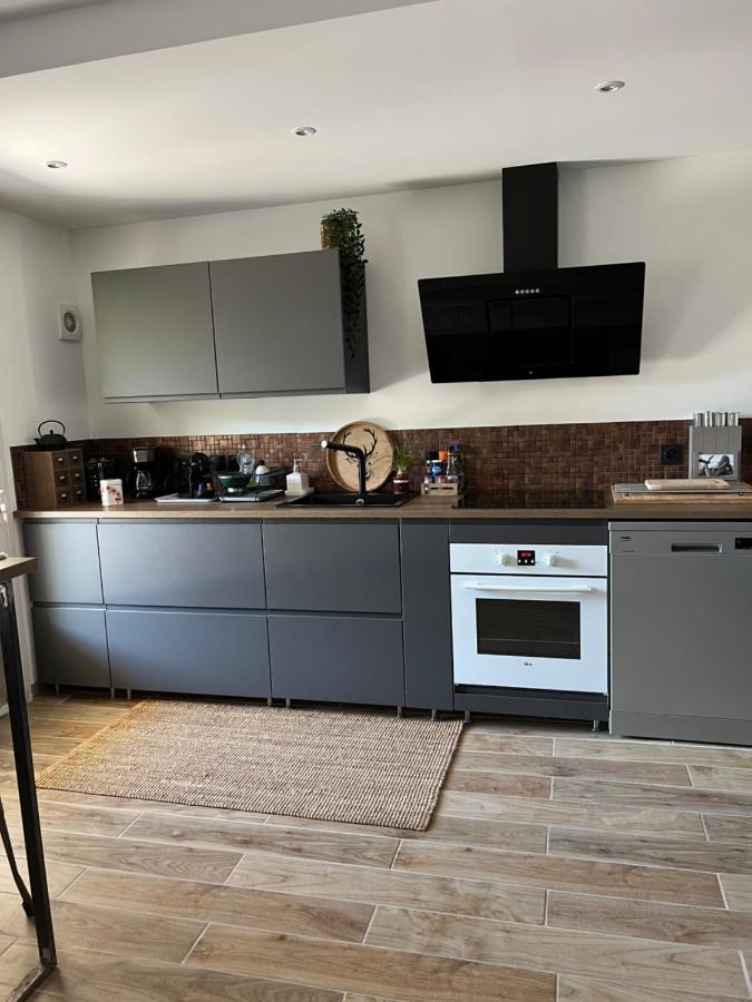 Appartement Entre Village Et Plages. Сен Сир сюр Мер Екстериор снимка